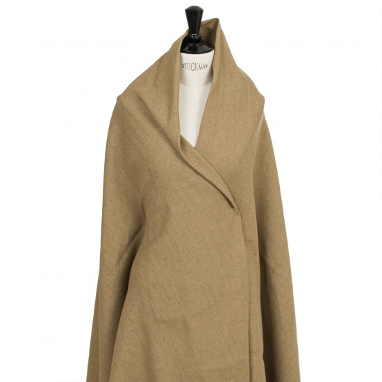 192 - Anuket Cappuccino / Mannequin