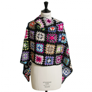 15p - Poncho Granny